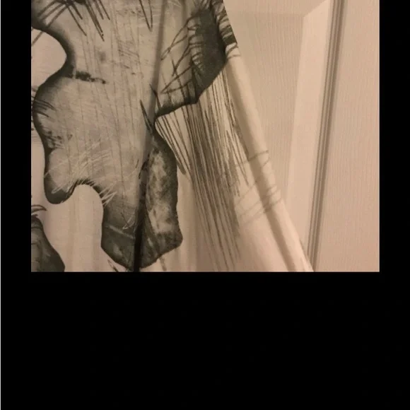 Jealous Tomato. Asymmetrical too. Sz M ( a bit oversized) - Picture 5 of 8